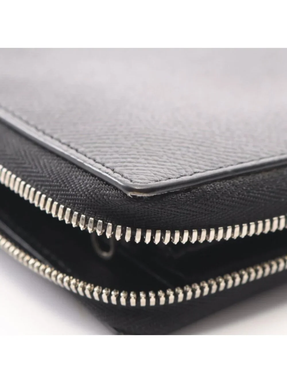 Balenciaga Round Length Wallet Black Leather